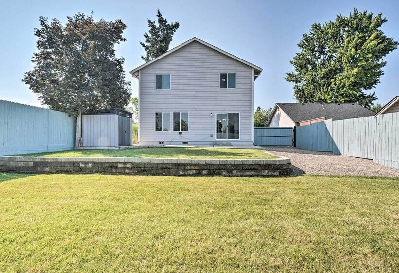 Welcoming Medford Home Near Parks & Downtown!