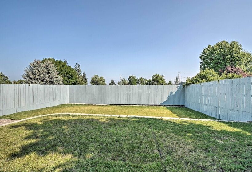 Welcoming Medford Home Near Parks & Downtown!