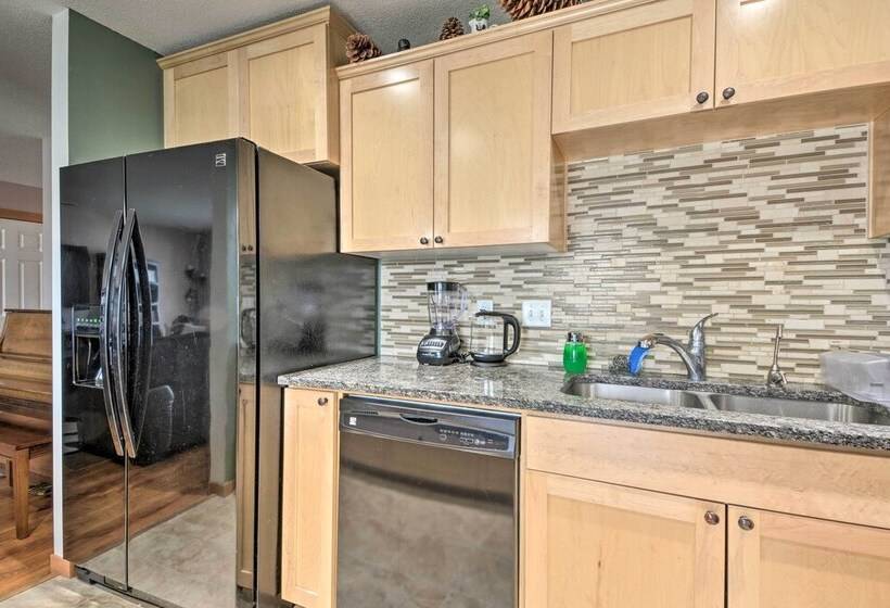 Welcoming Medford Home Near Parks & Downtown!