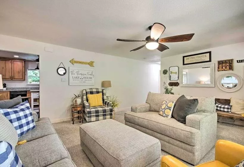 Beaver Lake Getaway W/ 2 Decks, Grill, & Views!