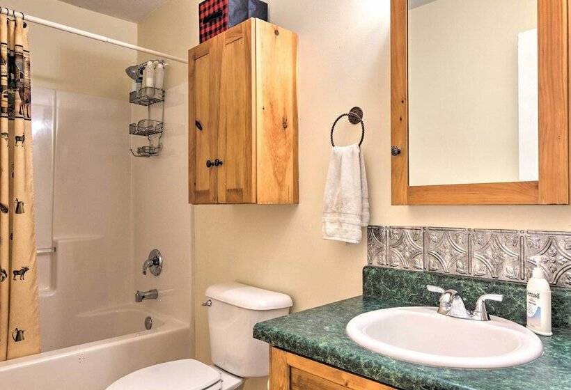 Cedar Mountain Log Cabin: 4 Mi Dupont State Forest