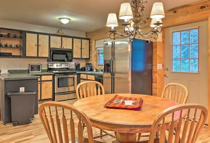 Cedar Mountain Log Cabin: 4 Mi Dupont State Forest