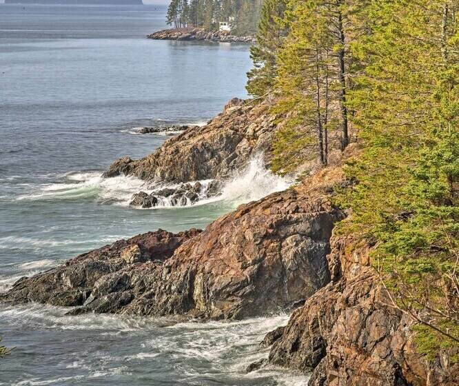 Charming Owls Head Retreat: 2 Mi To Rockland Coast