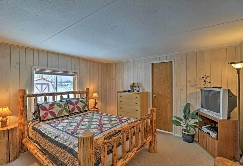 Columbia Falls Home ~ 22 Mi To Glacier Natl Park!