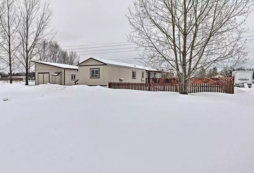 Columbia Falls Home ~ 22 Mi To Glacier Natl Park!