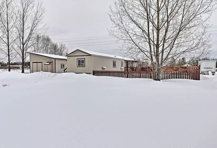 Columbia Falls Home ~ 22 Mi To Glacier Natl Park!