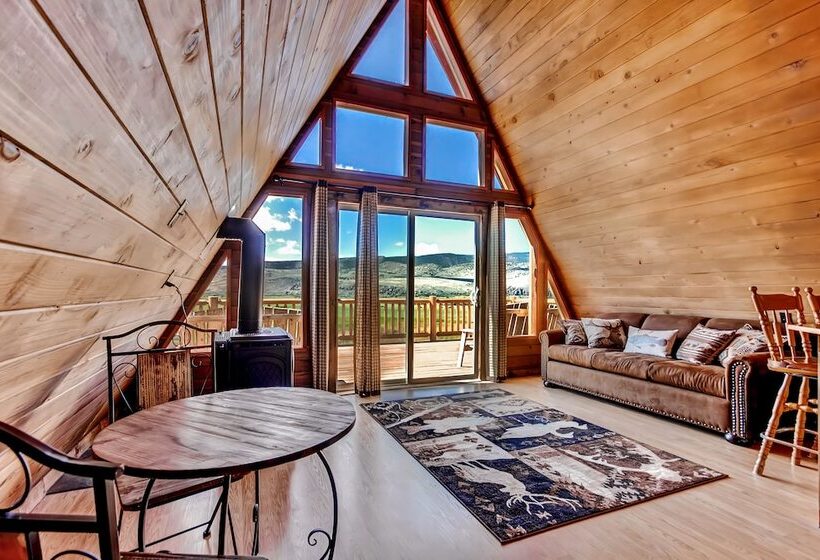 Secluded & Cozy Antimony Cabin W/ Fire Pit