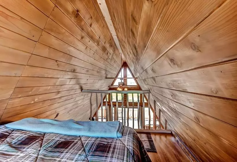 Secluded & Cozy Antimony Cabin W/ Fire Pit