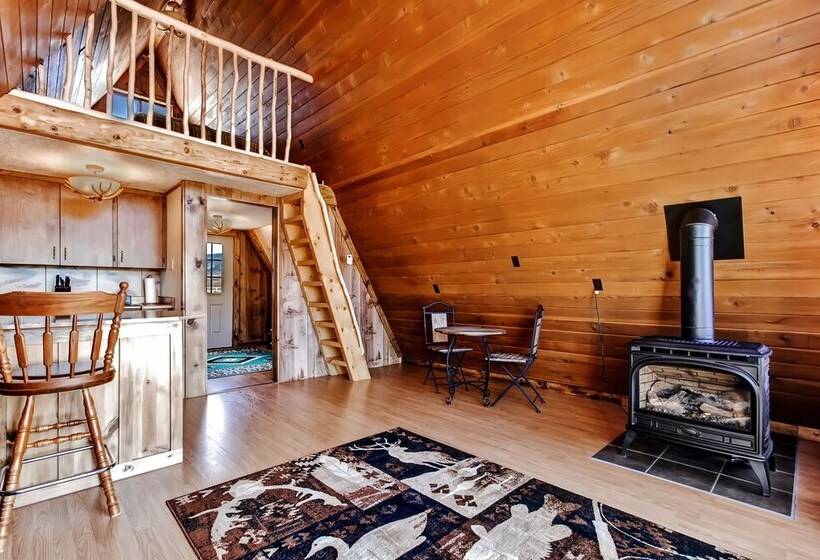 Secluded & Cozy Antimony Cabin W/ Fire Pit