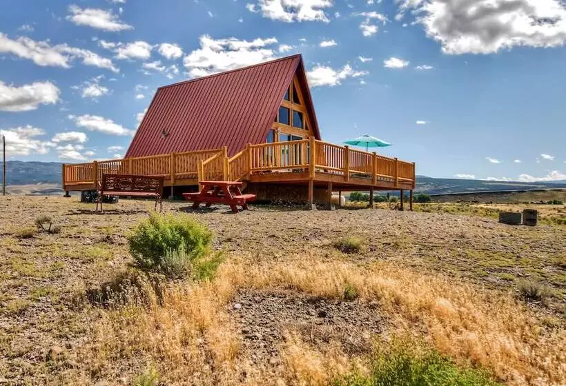 Secluded & Cozy Antimony Cabin W/ Fire Pit