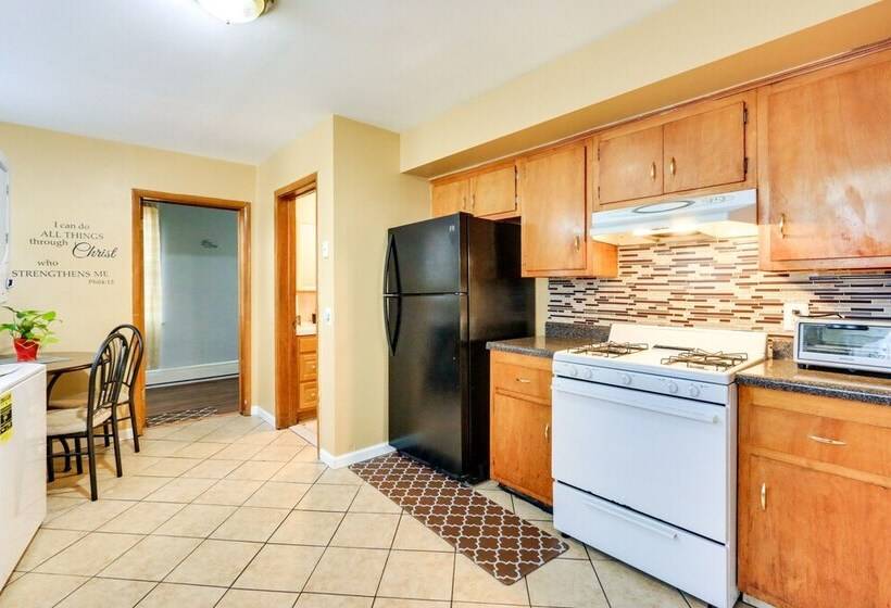 Cozy + Convenient West Orange Home 16 Mi To Nyc!