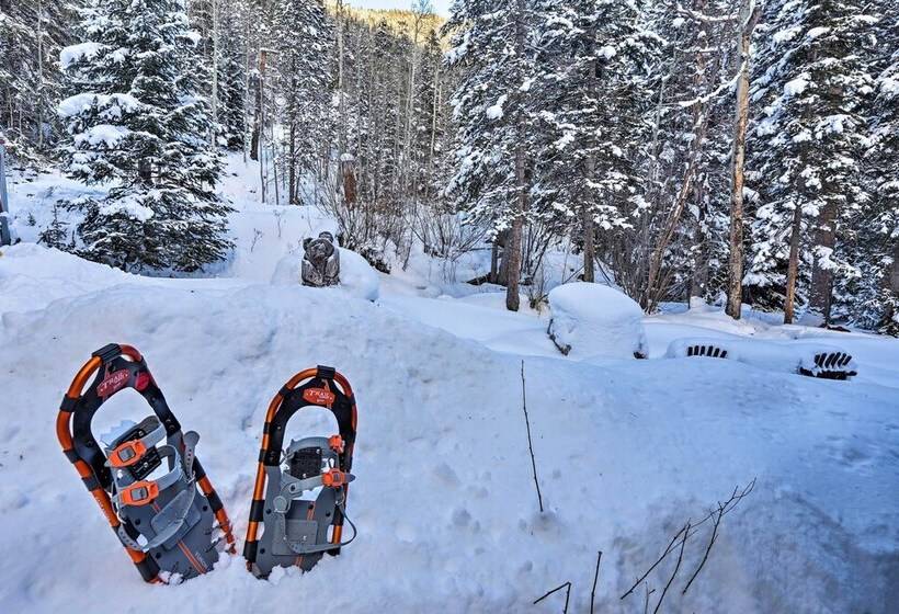 Cozy Dumont Cottage With Mill Creek Views!
