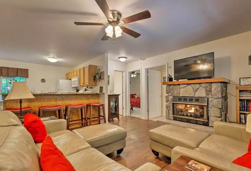 Beech Mountain Home W/ Covered Deck, Near Skiing!