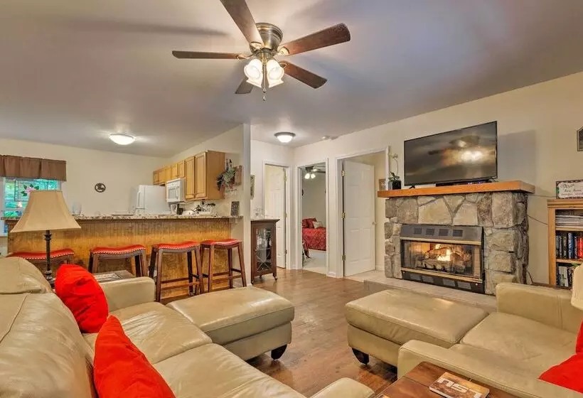 Beech Mountain Home W/ Covered Deck, Near Skiing!