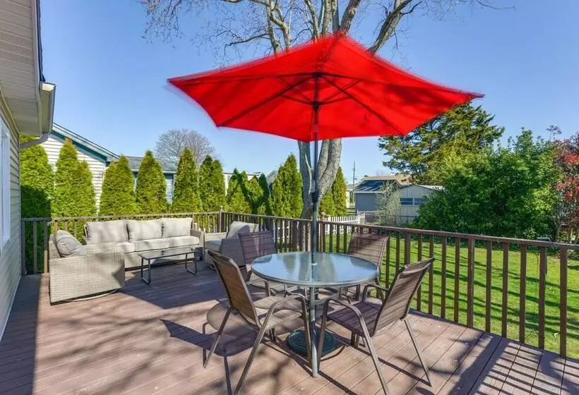 Cozy Villas Cottage W/ Deck, 1/2 Block To Beach!