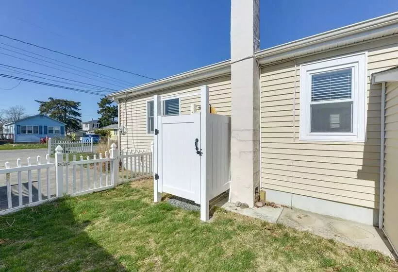 Cozy Villas Cottage W/ Deck, 1/2 Block To Beach!