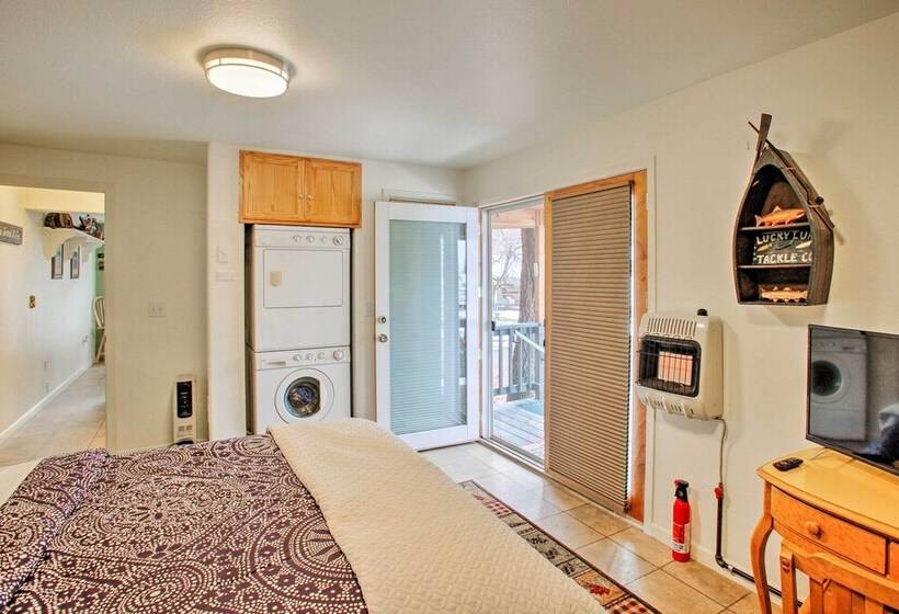 Cozy Winchester Lake Cabin: Hunting/fishing Haven!