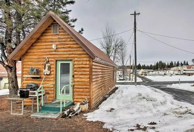 Cozy Winchester Lake Cabin: Hunting/fishing Haven!