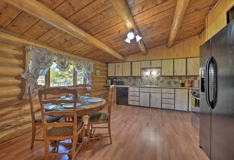 Cozy Wy Home: Rivers, Lakes, Mountains, Wildlife