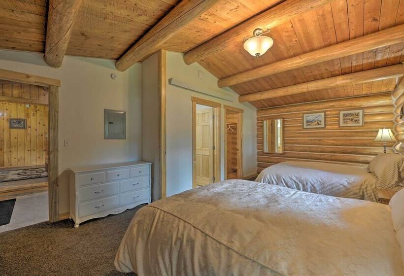 Cozy Wy Home: Rivers, Lakes, Mountains, Wildlife