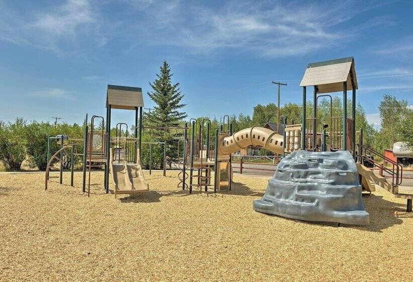 Cozy Wy Home: Rivers, Lakes, Mountains, Wildlife