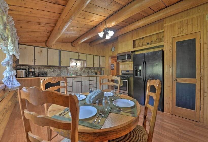 Cozy Wy Home: Rivers, Lakes, Mountains, Wildlife