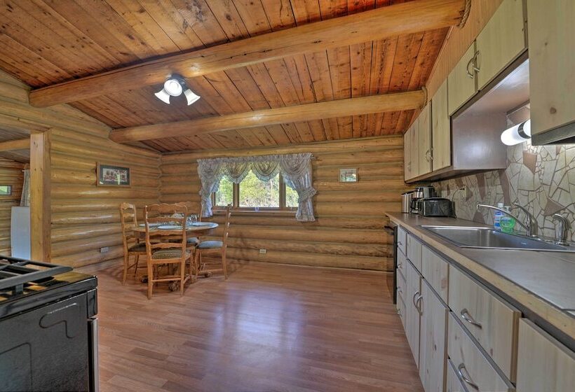 Cozy Wy Home: Rivers, Lakes, Mountains, Wildlife