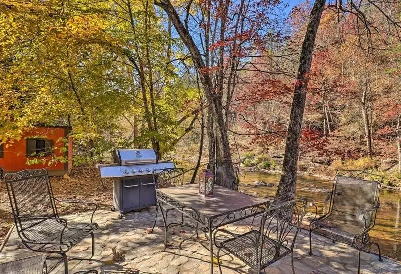 Creekside Retreat W/ Deck, 18 Miles To Wolf Ridge