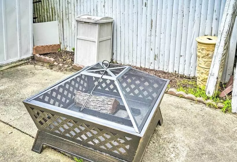 Family Friendly Keansburg Home: Walk To Beach!