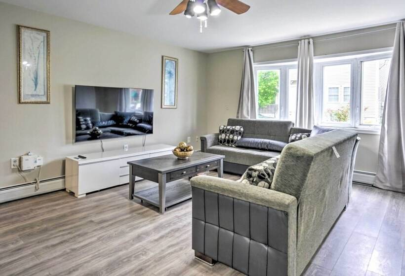 Family Friendly Keansburg Home: Walk To Beach!