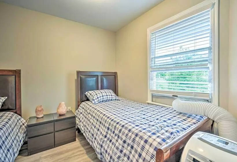 Family Friendly Keansburg Home: Walk To Beach!