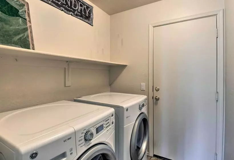 San Tan Valley Home W/ Private Pool & Hot Tub!