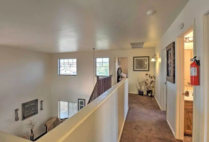 San Tan Valley Home W/ Private Pool & Hot Tub!