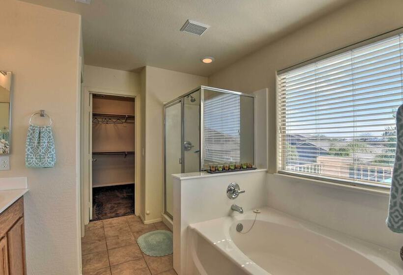 San Tan Valley Home W/ Private Pool & Hot Tub!