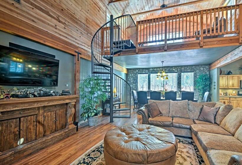 Flagstaff Cabin On 5 Acres W/ Fireplace & Fire Pit