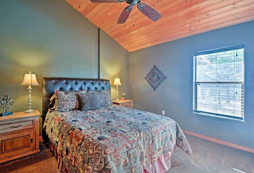 Flagstaff Cabin On 5 Acres W/ Fireplace & Fire Pit