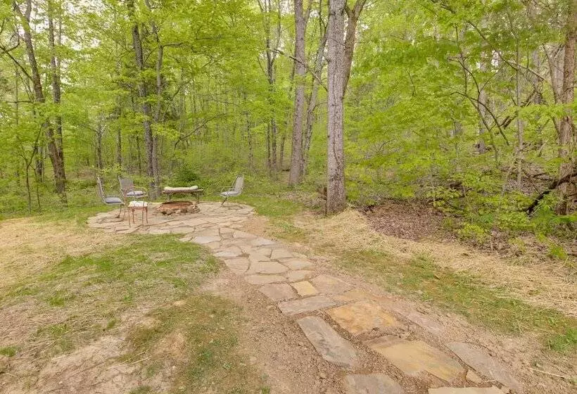 French Lick Cabin W/ Covered Porch & Gas Grill!