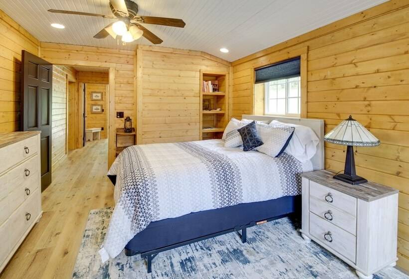 French Lick Cabin W/ Covered Porch & Gas Grill!
