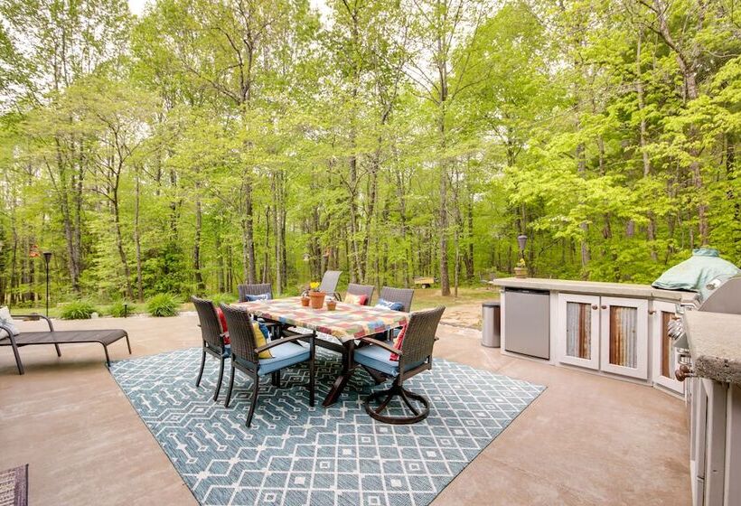 French Lick Cabin W/ Covered Porch & Gas Grill!