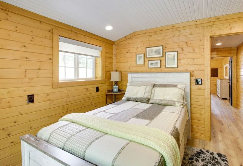 French Lick Cabin W/ Covered Porch & Gas Grill!