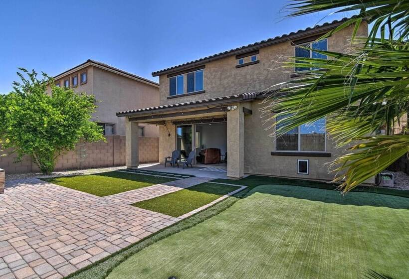 Glendale Home W/ Putting Green & Pool Access!