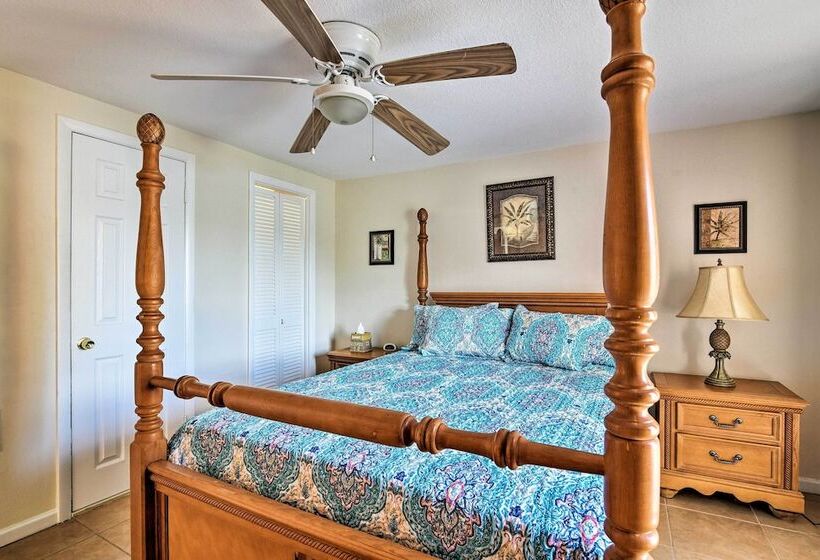 Hudson Home W/ Boat Dock: Walk To Gulf Of Mexico!