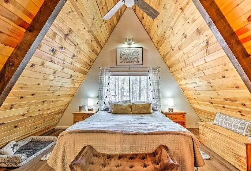 A Frame Pinetop Lakeside Cabin Under The Pines!