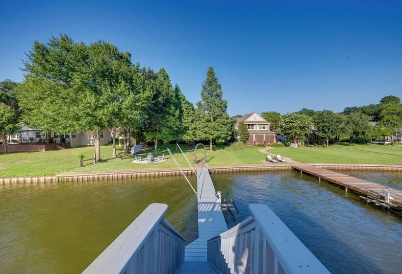 Lakefront Mabank Home W/ Dock: Near Golf Courses