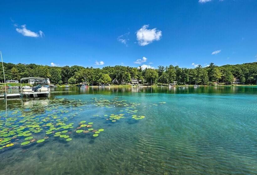 Lakefront Newaygo Home Private Dock, Kayaks