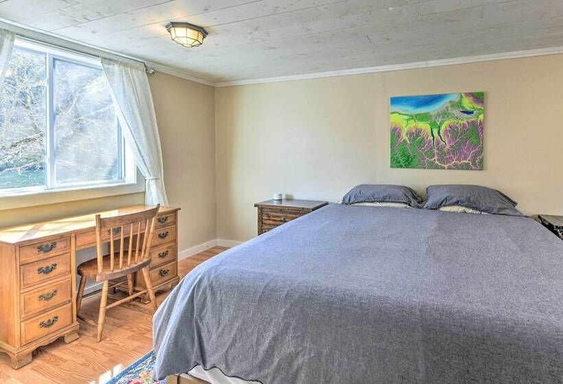 Lakefront Retreat W/ Large Yard & Boat Dock!