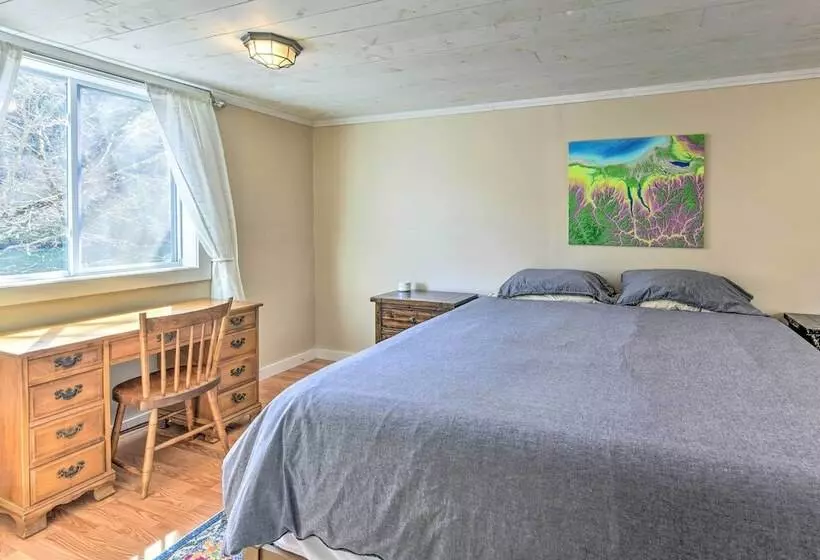 Lakefront Retreat W/ Large Yard & Boat Dock!