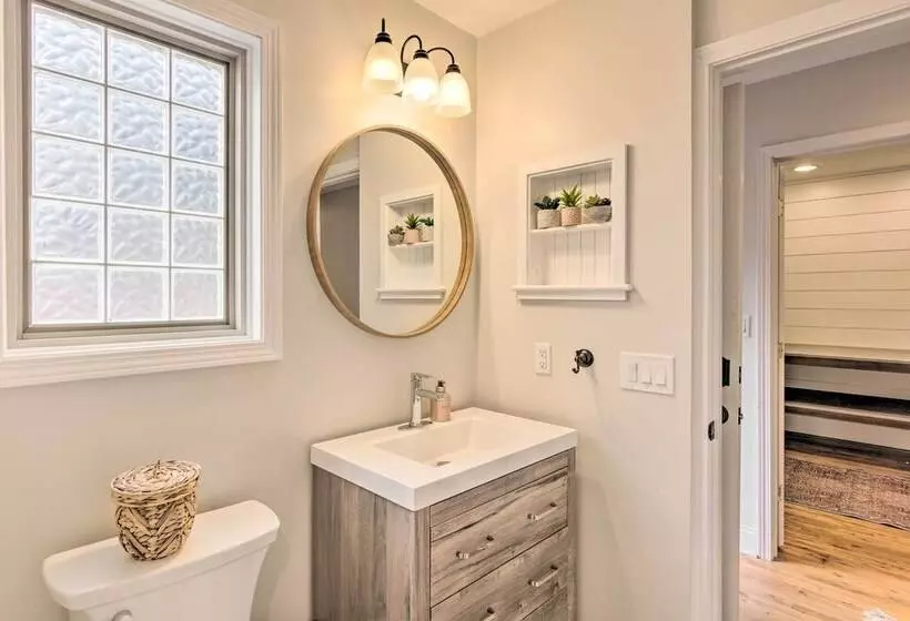 Lakefront Zirconia Home W/ Boathouse & Dock!