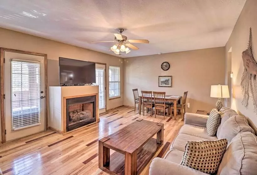 Little Red River Cabin: 1 Mi To Sugarloaf Mtn!