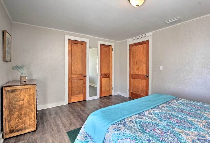 Live Like A Local   Bayfront Panama City Home